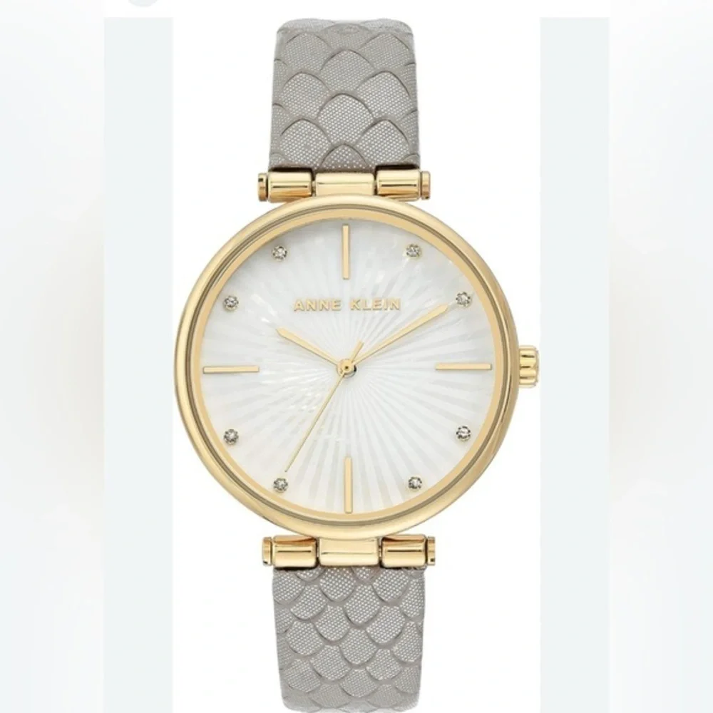 ANNE KLEIN AK GOLD‎ TONE CRYSTAL LIGHT GREY GENUINE LEATHER BRACELET WATCH